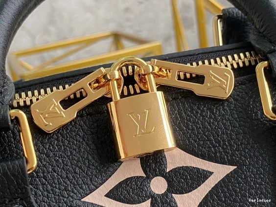 Fake Louis Bags LOUIS VUITTON BANDOULIÈRE SPEEDY 25 0723